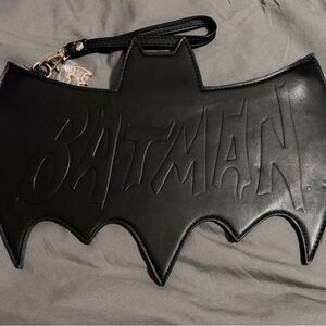 Batman clutch